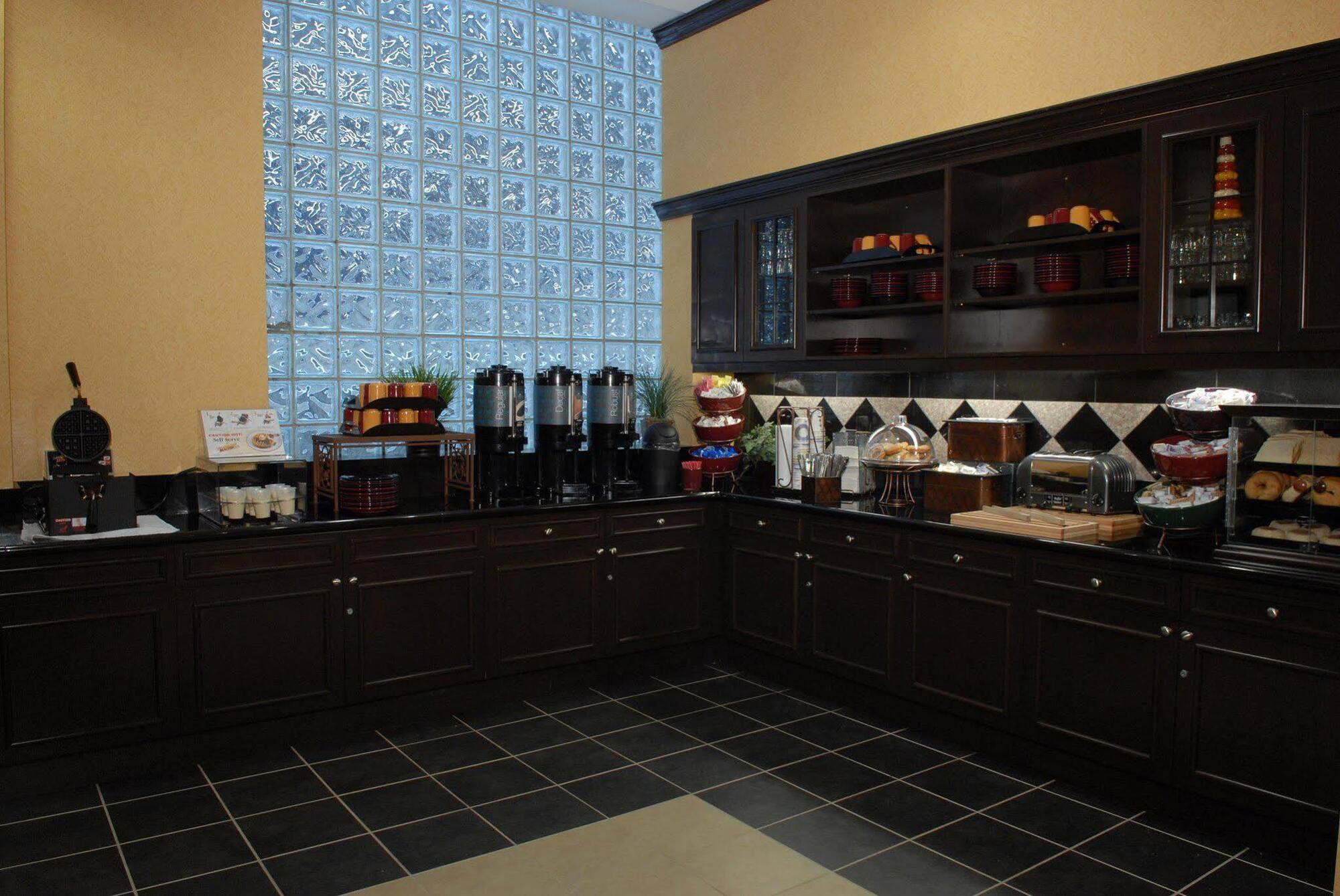 Hotel Homewood By Hilton Downtown 3*